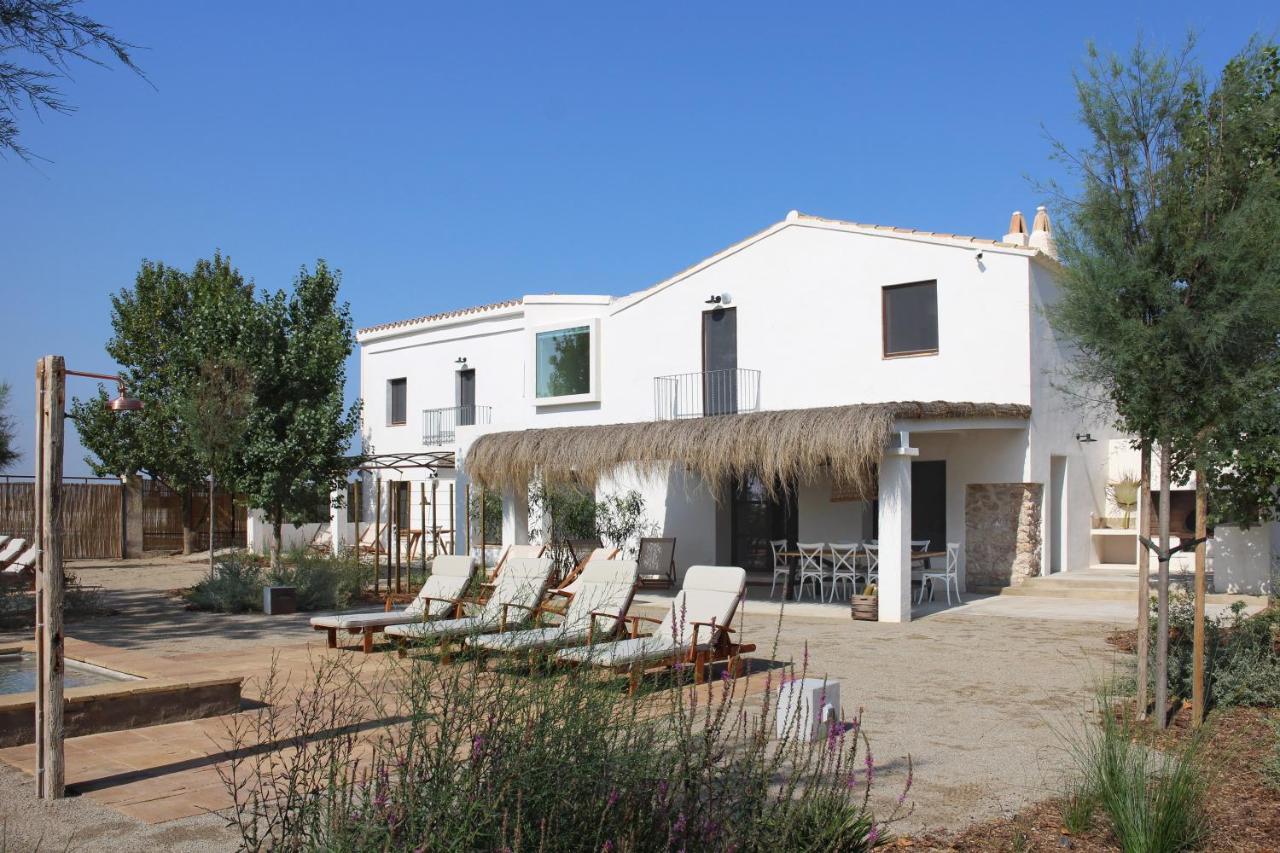 Villa Mas D'En Mas Camarles Exterior foto
